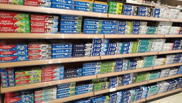 洁士、高露洁市场份额达到23%中国牙膏第一品牌：击败好来、佳(图12)